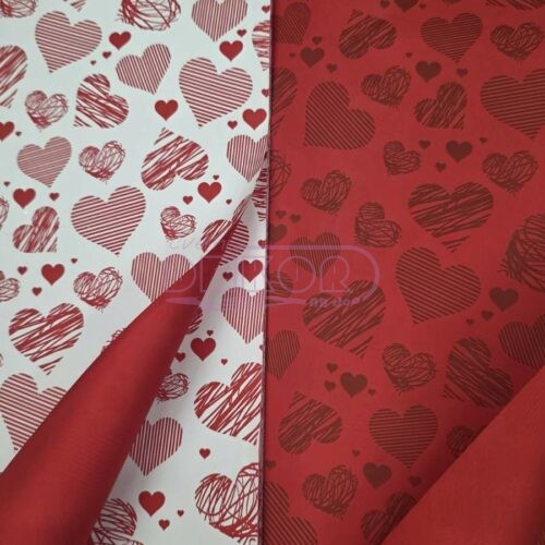 ukrasni papir za dan zaljubljenih u beloj i crvenoj boji sa crvenim srcima